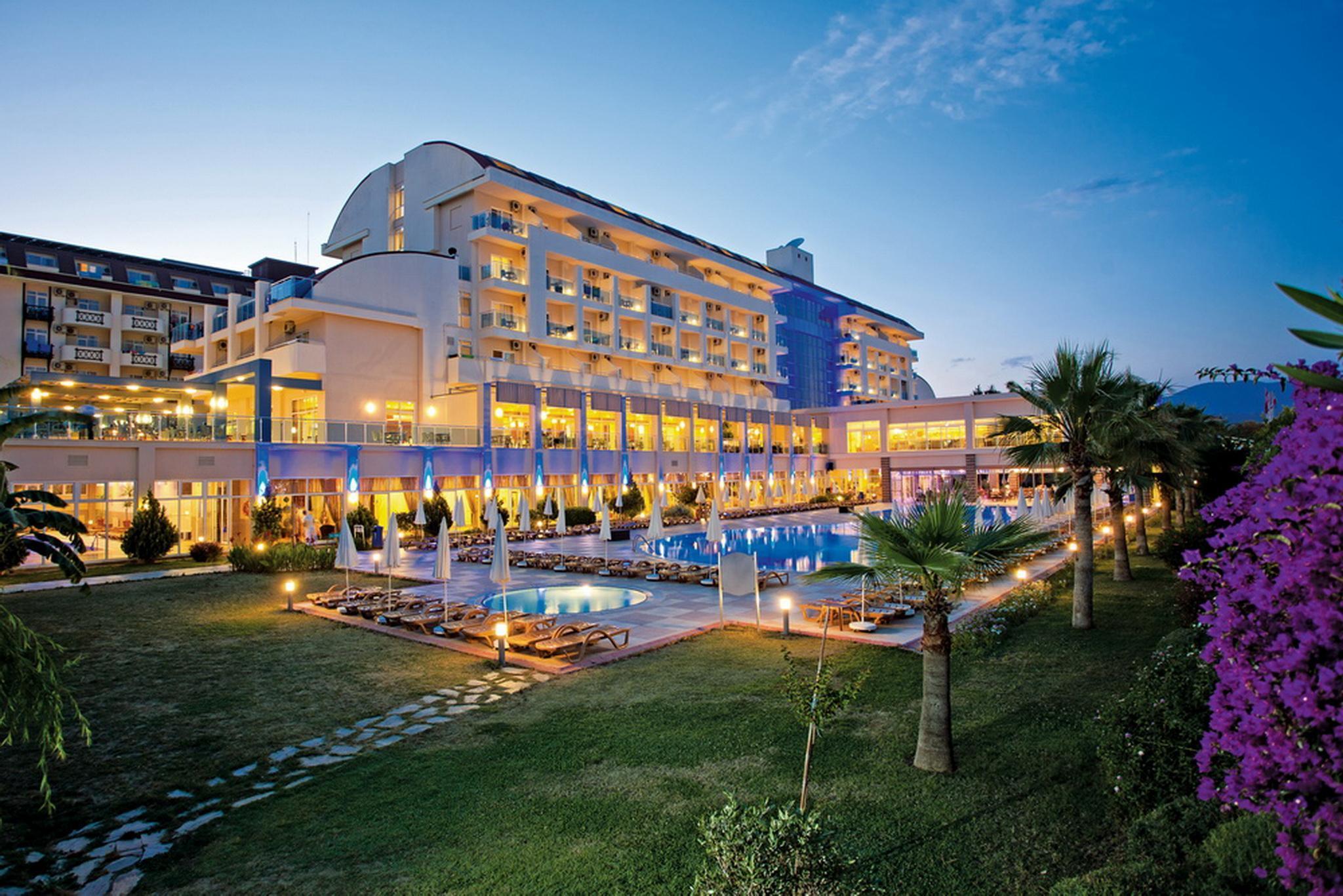 Titan Select Hotel Konaklı Eksteriør billede