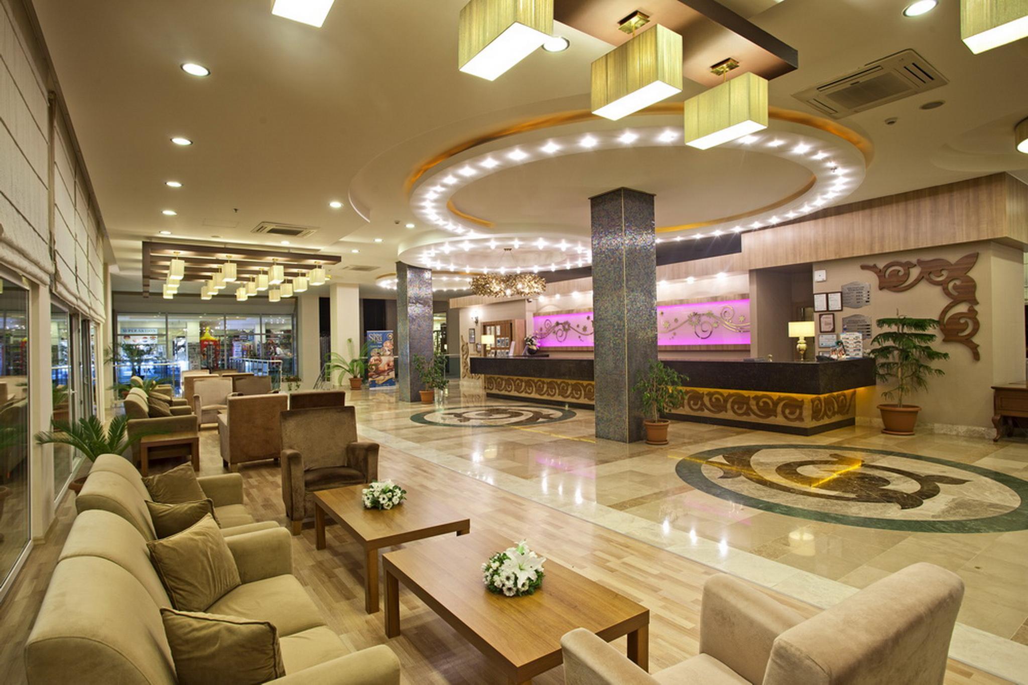 Titan Select Hotel Konaklı Eksteriør billede