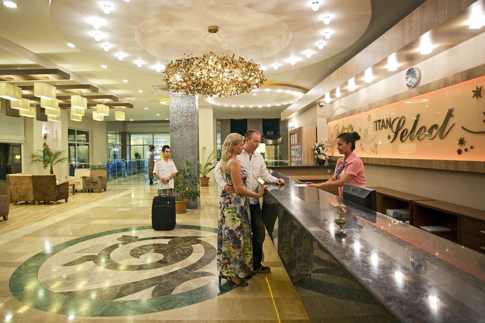 Titan Select Hotel Konaklı Eksteriør billede